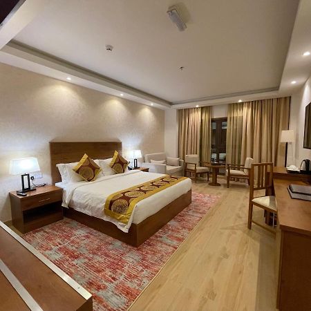 Alsahwa Hotel Seeb ภายนอก รูปภาพ