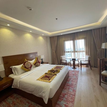 Alsahwa Hotel Seeb ภายนอก รูปภาพ