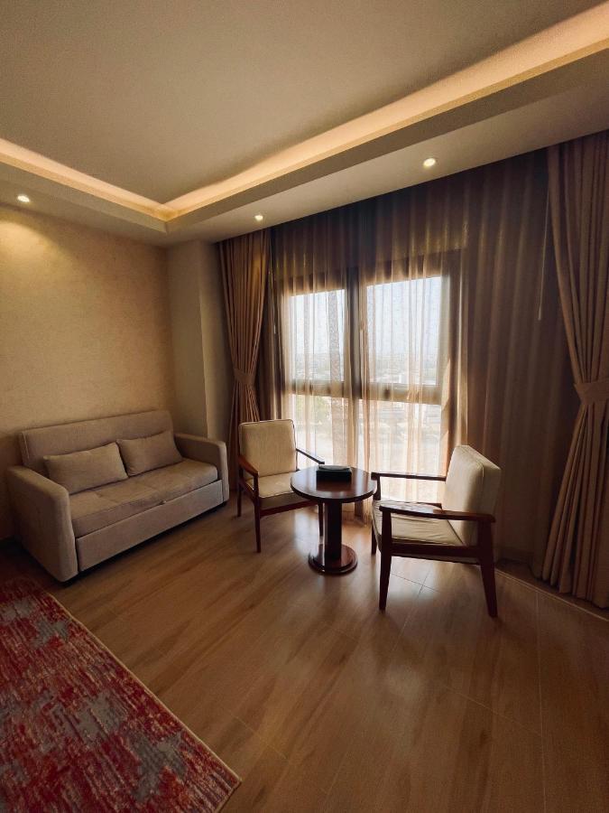 Alsahwa Hotel Seeb ภายนอก รูปภาพ