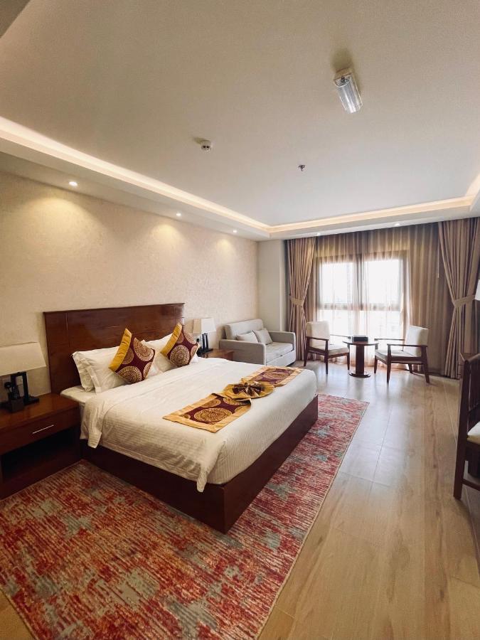 Alsahwa Hotel Seeb ภายนอก รูปภาพ