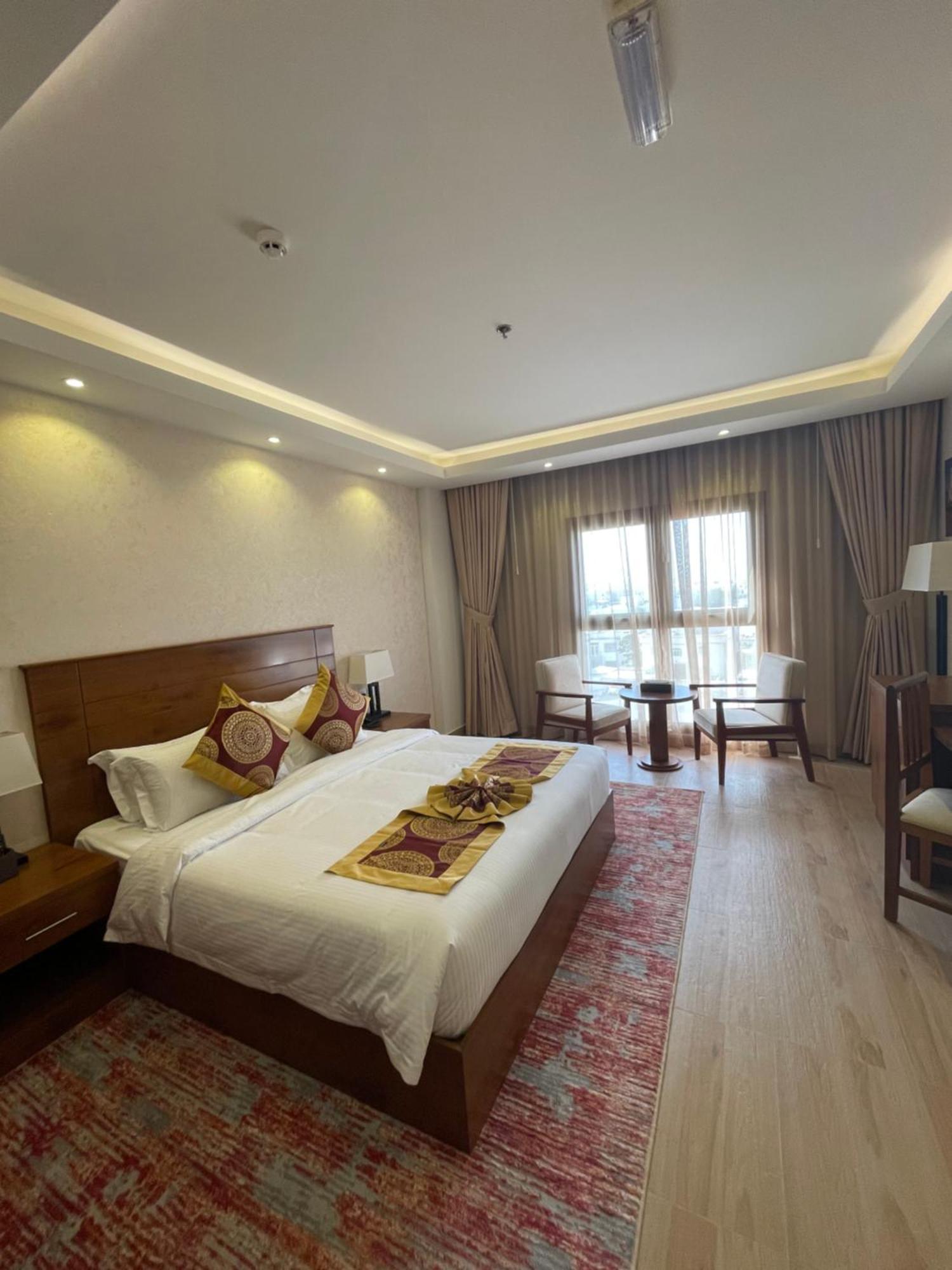 Alsahwa Hotel Seeb ภายนอก รูปภาพ